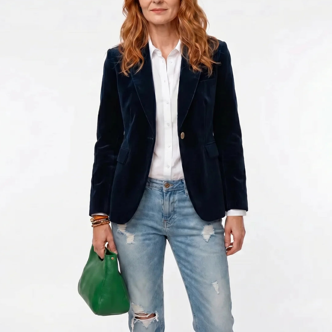 Marlowe | Classic Velvet Blazer